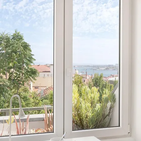 Apartmán Imprensa Nacional Cozy And Comfort *