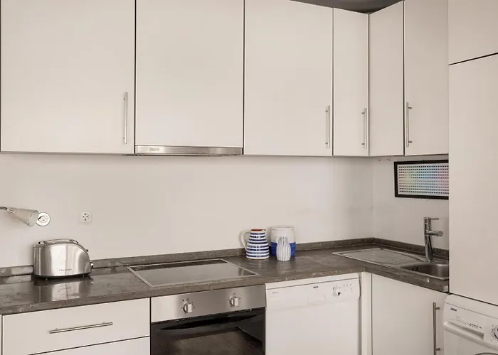 Apartment Imprensa Nacional Cozy And Comfort Lisbon